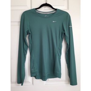 Nike Running: Dri-Fit Tee